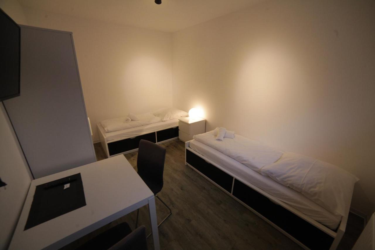 Shipyard Guesthouse Gaestehaus Fuer Geschaeftsreisende Und Monteure An Der Elsflether Werft Und Trainingcenter Heinemann Solutions Gmbh Екстериор снимка