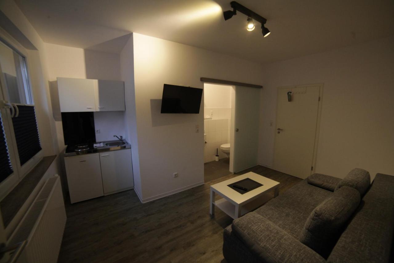 Shipyard Guesthouse Gaestehaus Fuer Geschaeftsreisende Und Monteure An Der Elsflether Werft Und Trainingcenter Heinemann Solutions Gmbh Екстериор снимка